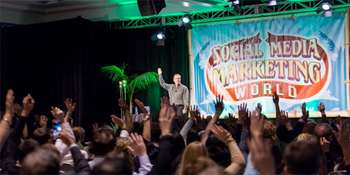 michael stelzner on stage
