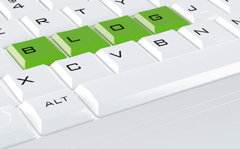 istock 014594623 blog keyboard