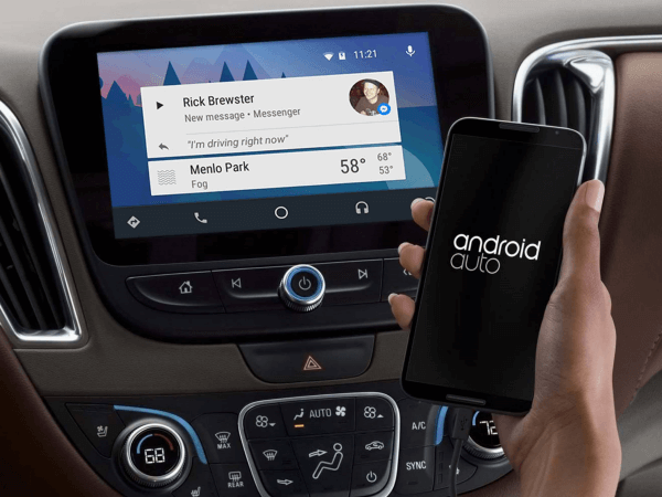 Facebook rolled out an Android Auto integration for Messenger.